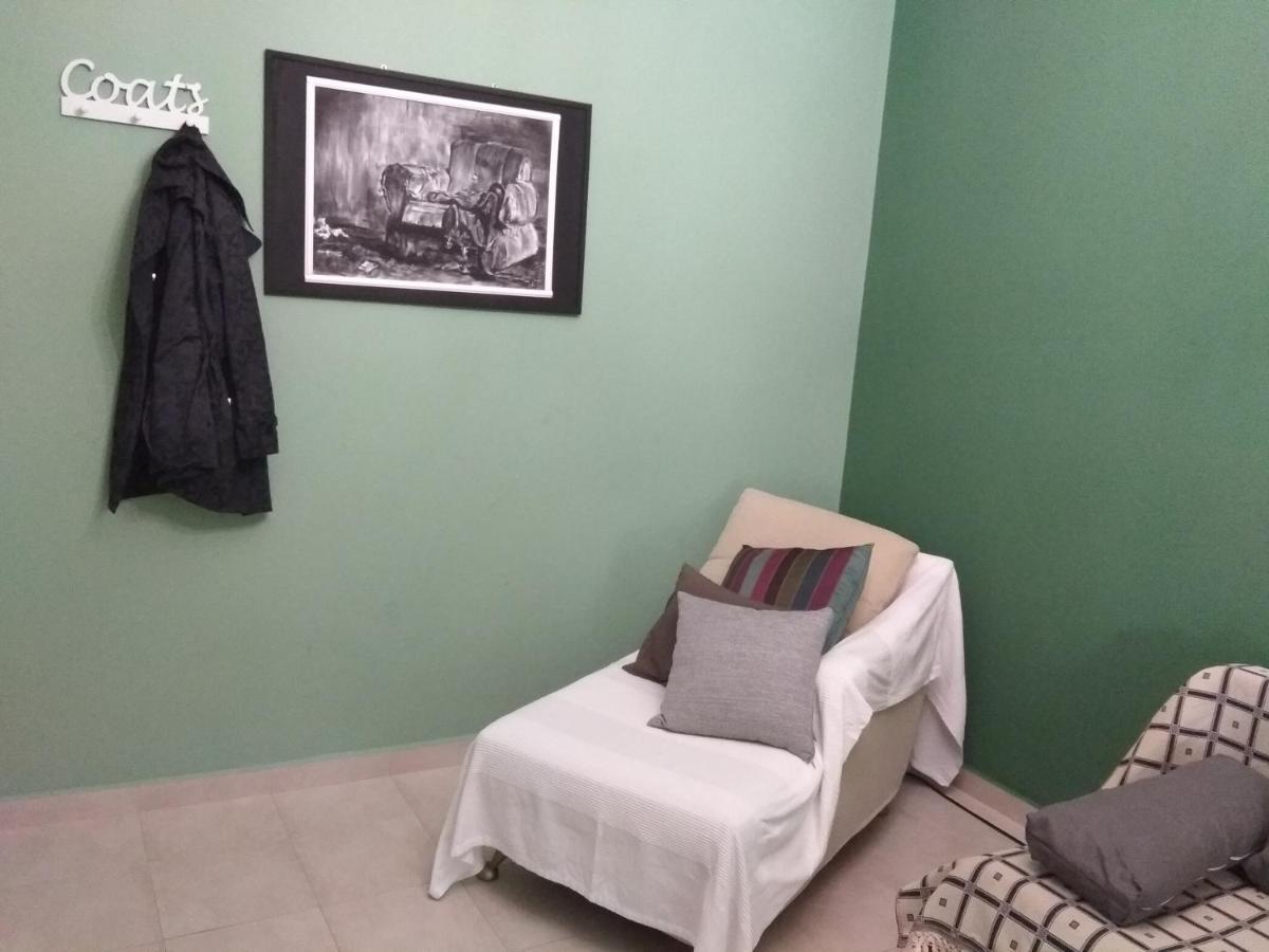 אדסה G & G Guesthouse מראה חיצוני תמונה